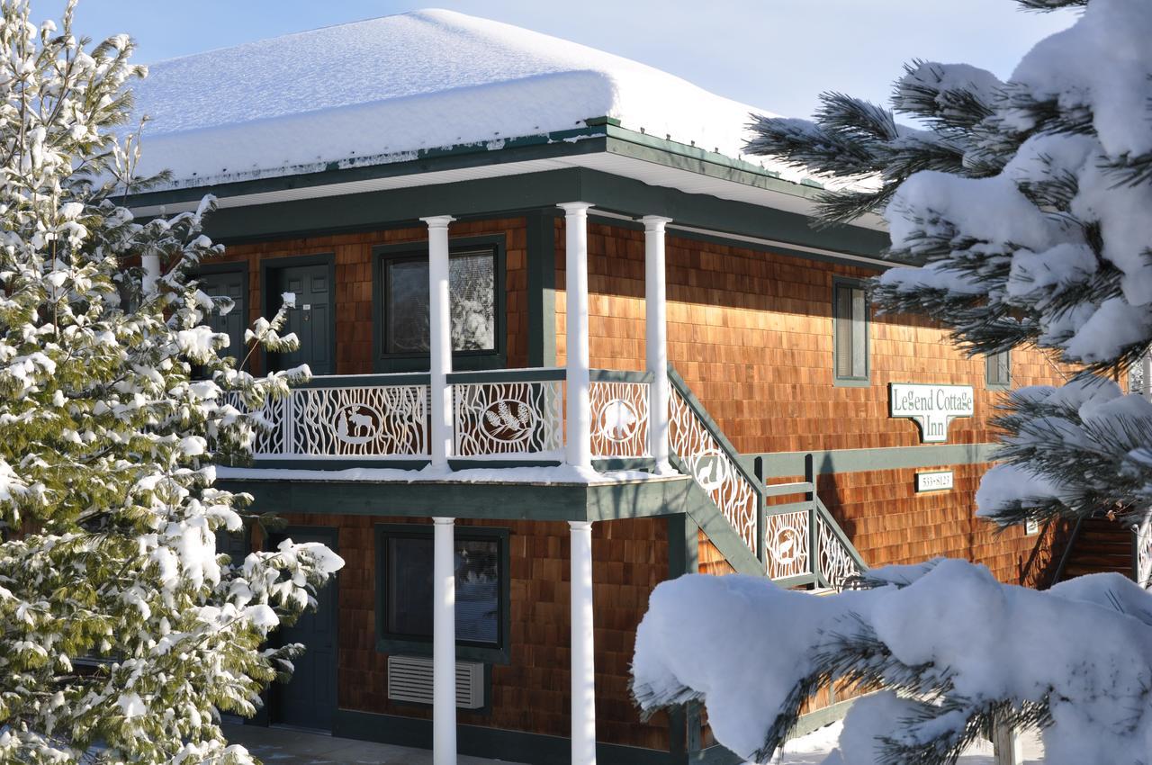 The Legend Cottage Inn Bellaire Exterior photo